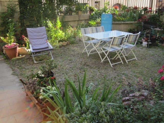 Studio 30 M2 Avec Jardin Dans Maison De Maitre Безьє Екстер'єр фото